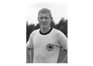 Deutscher Fussball Botschafter - Karl-Heinz Schnellinger