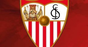 Jesus Navas signs Sevilla FC lifetime contract!