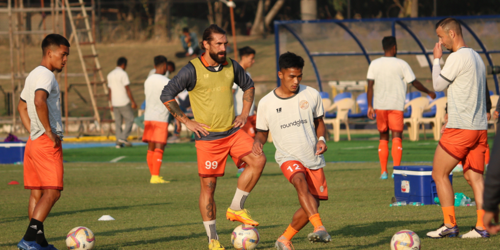 RoundGlass Punjab FC host Gokulam Kerala FC in heavyweight ILeague