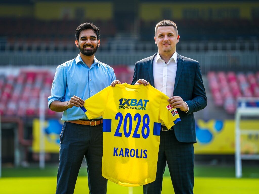 Kerala Blasters extend contract of sporting director Karolis Skinkys!