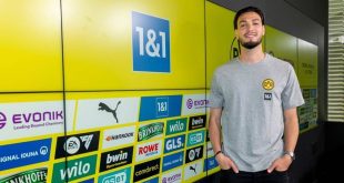 Borussia Dortmund sign Ramy Bensebaini!