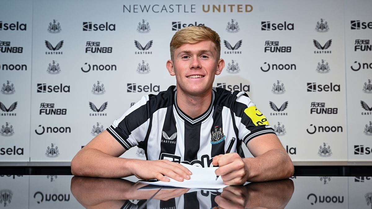 Newcastle ended Castore shirt after complaints about jersey quality