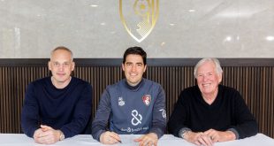 Andoni Iraola extends AFC Bournemouth contract!
