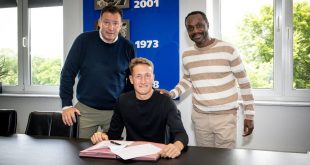 FC Schalke 04 sign keeper Ron-Thorben Hoffmann!